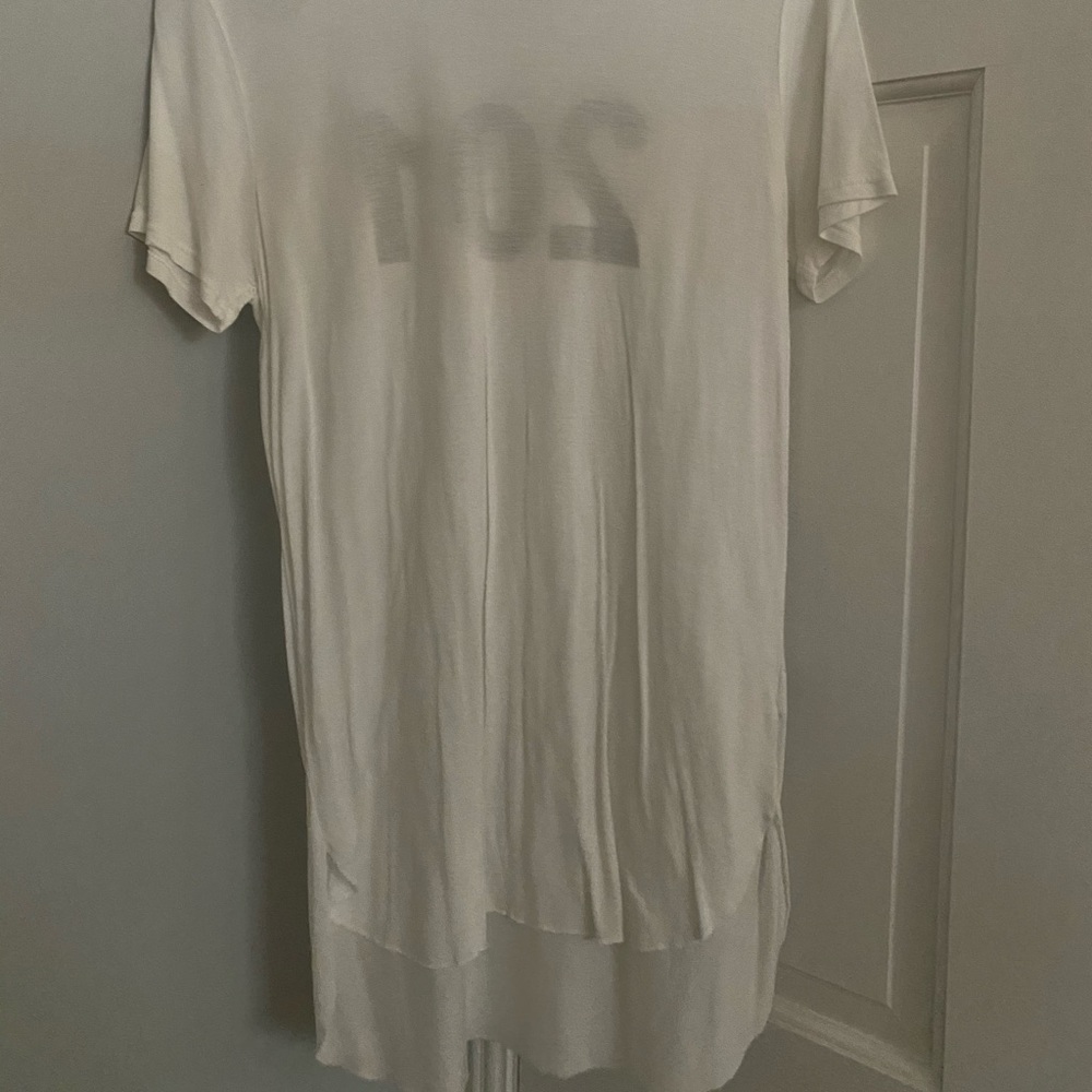 Suite 201 top